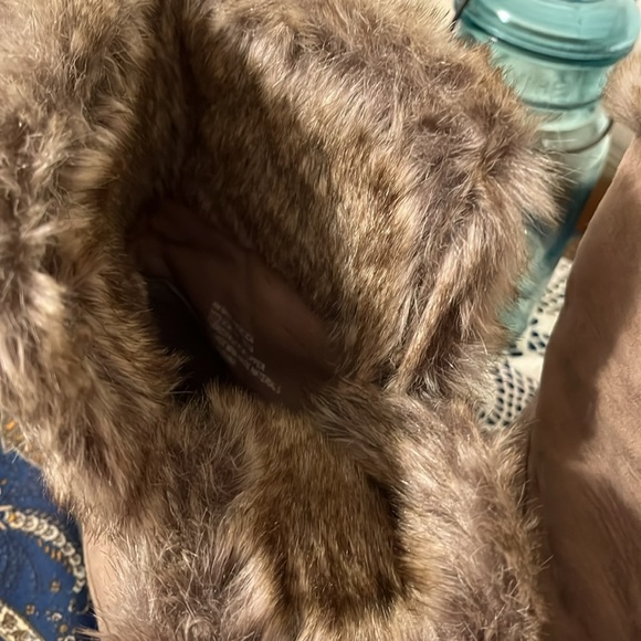 Bass Angelica faux fur lined boots, used but in like new condition, size 8 - Picture 3 of 13